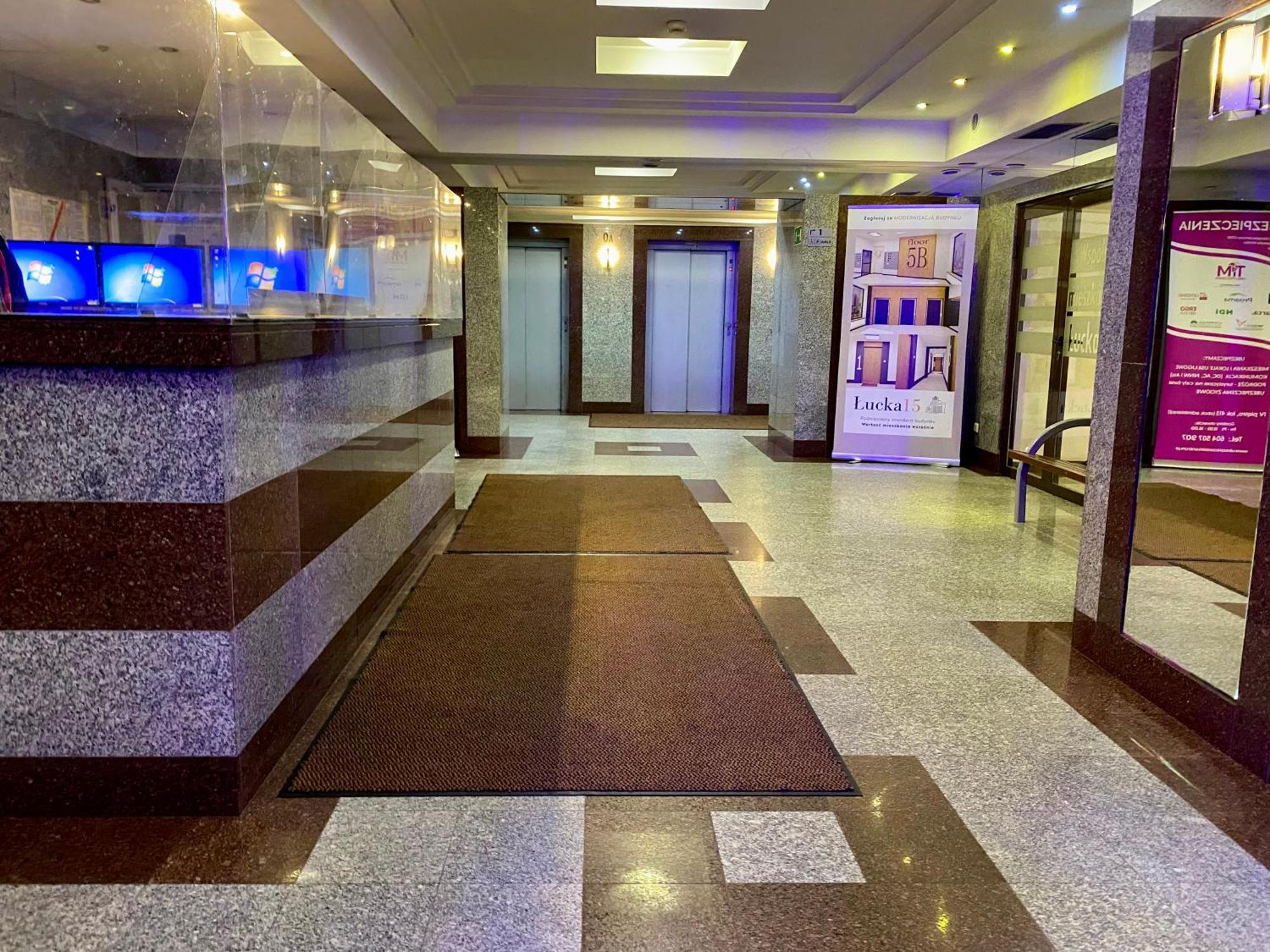 Warsawcitycenterviewapartment מראה חיצוני תמונה